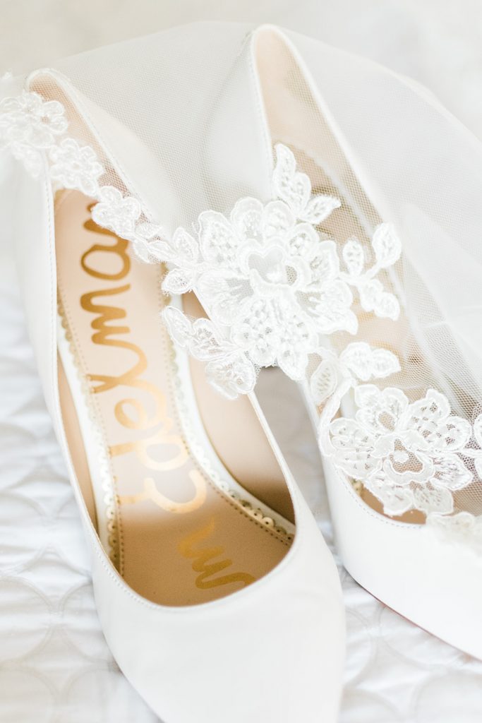 bride's shoes for falkirk wedding