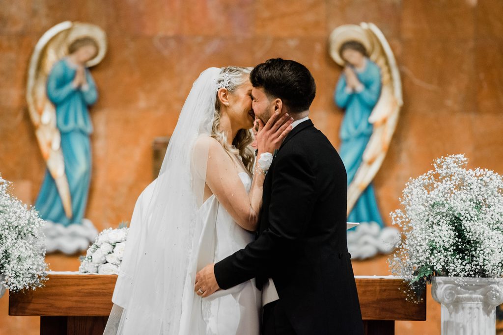 first kiss in new jersey wedding
